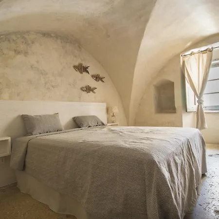 Il Giardino Della Regina B&B 갈리폴리